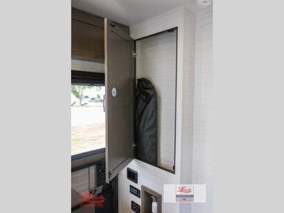 2027 Isata 6 31KS - Photo 16