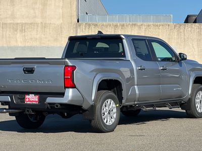 2026 Toyota Tacoma - Photo 2