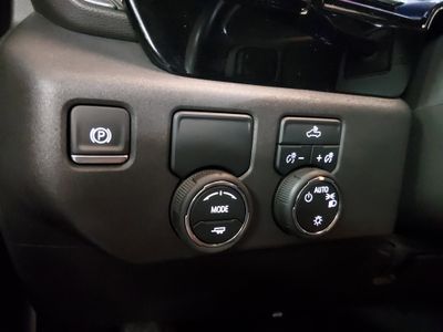 2025 Chevrolet Silverado 1500 - Photo 13