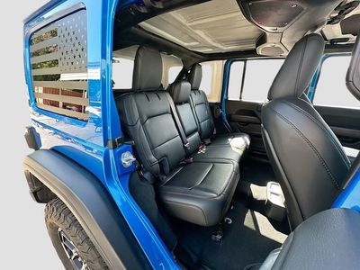 2024 Jeep Wrangler - Photo 25