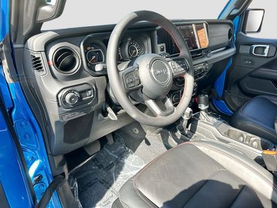 2024 Jeep Wrangler - Photo 9