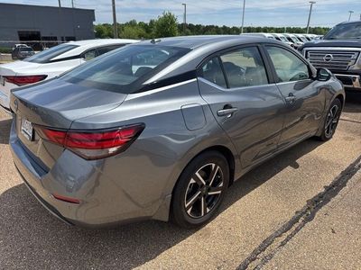 2025 Nissan Sentra - Photo 2