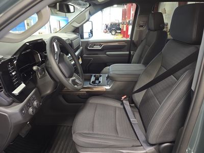 2025 Chevrolet Silverado 3500HD - Photo 15