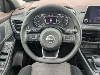 2023 Nissan Rogue — photo 11 view