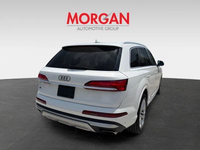 2025 Audi Q7 — engine compartment view