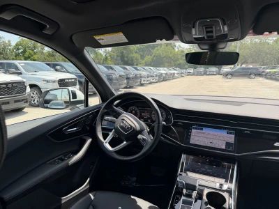 2025 Audi Q7 — photo 37 view