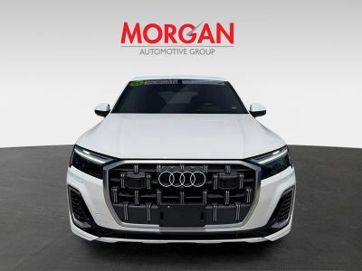 2025 Audi Q7 — photo 8 view