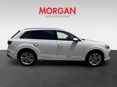 2025 Audi Q7 — photo 7 view