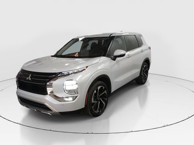 2024 Mitsubishi Outlander - Photo 3