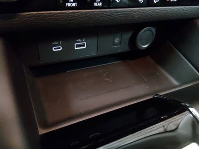 2024 Mitsubishi Outlander - Photo 21