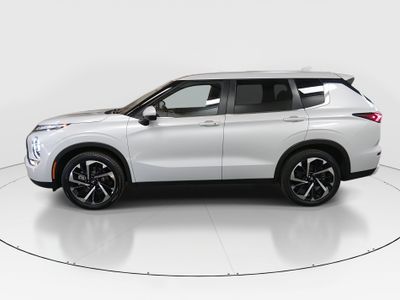 2024 Mitsubishi Outlander - Photo 4