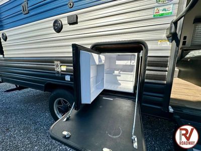 2022 Forest River RV Cherokee Wolf Pup — photo 11 view