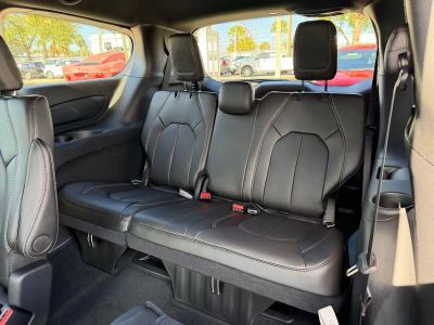 2026 Chrysler Pacifica — photo 28 view