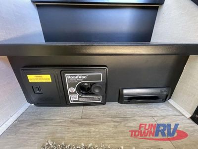 2025 Forest River RV Salem Grand Villa - Photo 31