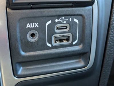 2026 Jeep Wrangler — photo 18 view