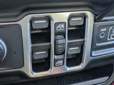 2026 Jeep Wrangler — photo 19 view