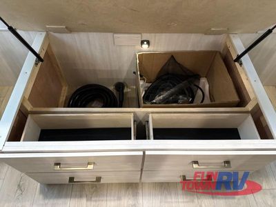 2026 Forest River RV Surveyor Legend - Photo 35