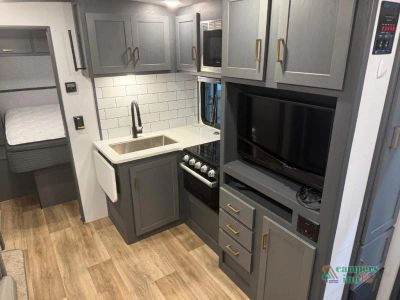 2022 Keystone RV Premier Ultra Lite — photo 34 view