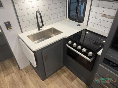 2022 Keystone RV Premier Ultra Lite — photo 18 view