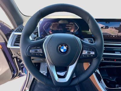 2026 BMW X5 — photo 8 view