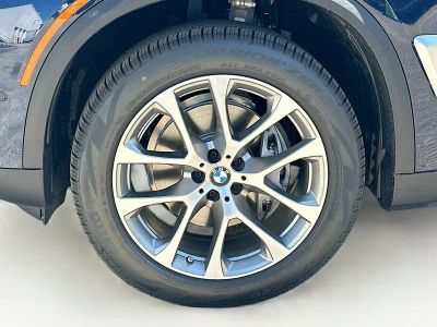 2026 BMW X5 — photo 24 view