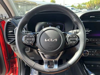 2024 Kia Soul — photo 11 view