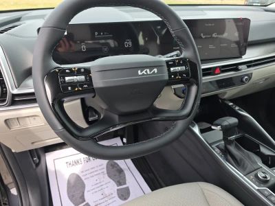 2026 Kia Sorento — photo 12 view
