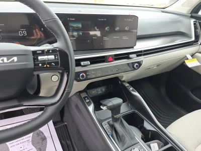 2026 Kia Sorento — photo 13 view