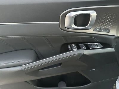 2026 Kia Sorento Hybrid — photo 30 view