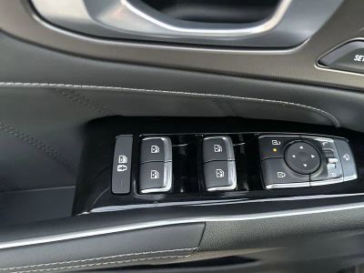 2026 Kia Sorento Hybrid — photo 17 view