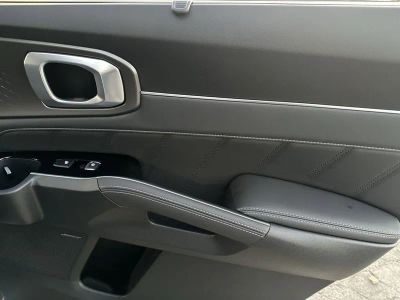 2026 Kia Sorento Hybrid — photo 28 view