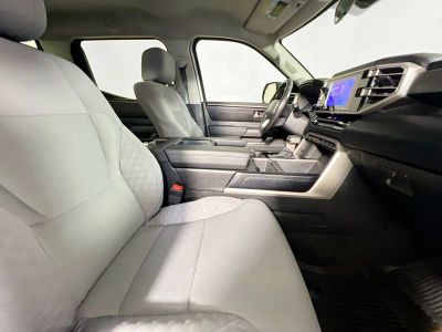 2024 Toyota Tundra — photo 26 view