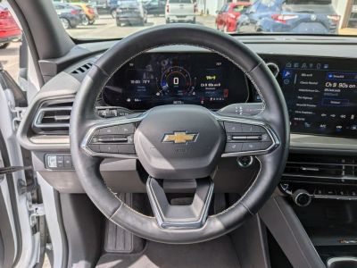2025 Chevrolet Traverse - Photo 11