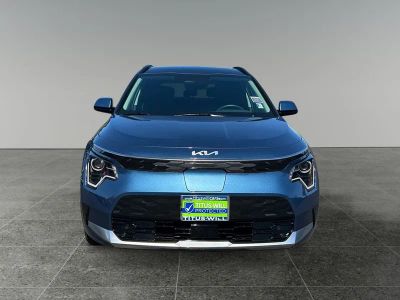 2025 Kia Niro EV — side profile view