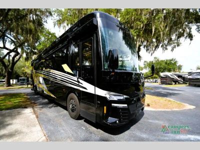 2025 Newmar King Aire — front three-quarter view