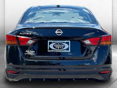 2025 Nissan Altima — rear three-quarter view