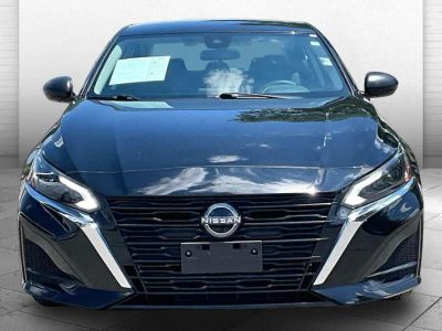2025 Nissan Altima — side profile view