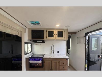 2026 Coachmen RV Apex - Photo 7