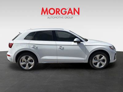 2021 Audi Q5 — rear three-quarter view