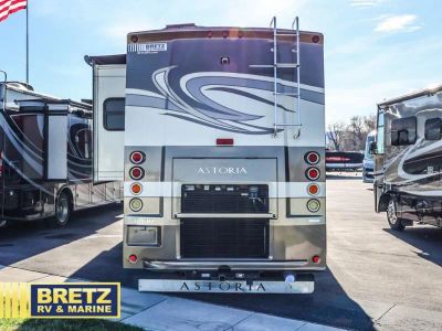 2011 Thor Motor Coach Astoria - Photo 6