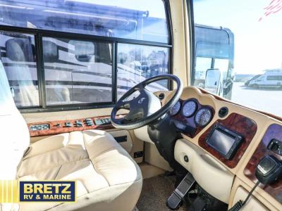 2011 Thor Motor Coach Astoria - Photo 12