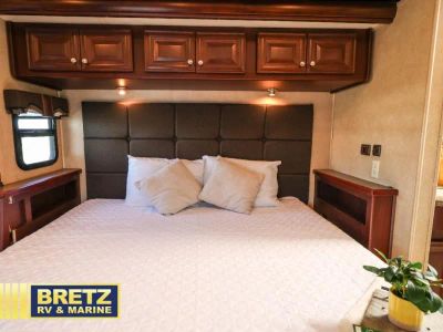 2011 Thor Motor Coach Astoria - Photo 25