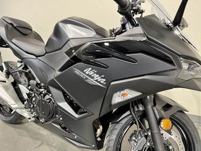 2026 Kawasaki Ninja 500 Metallic Flat Spark Black - Photo 10