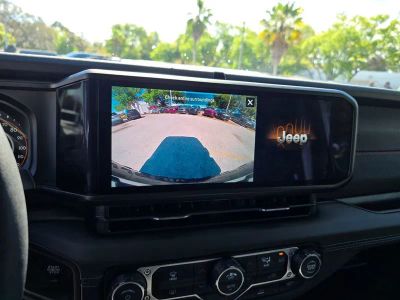 2026 Jeep Wrangler — photo 24 view
