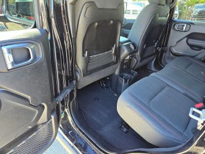 2026 Jeep Wrangler — photo 30 view