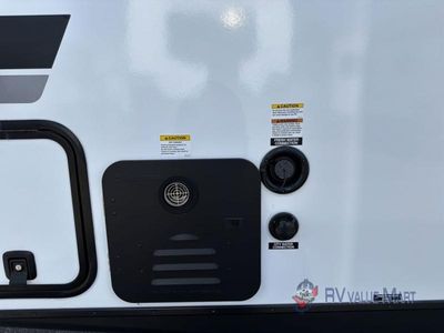 2027 Forest River RV Surveyor Legend - Photo 17