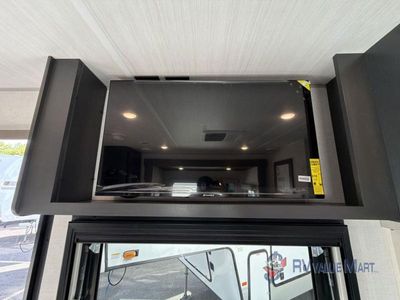 2027 Forest River RV Surveyor Legend - Photo 34