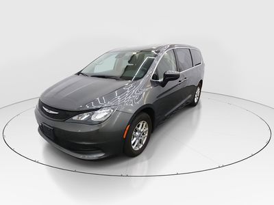 2023 Chrysler Voyager - Photo 3