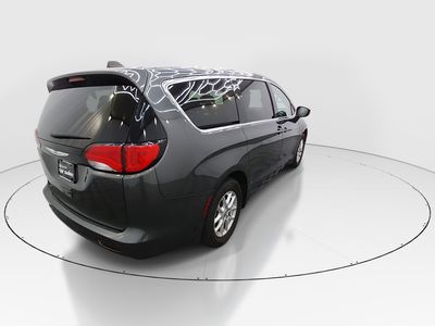 2023 Chrysler Voyager - Photo 7