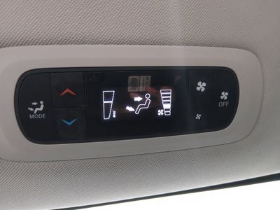 2023 Chrysler Voyager - Photo 20